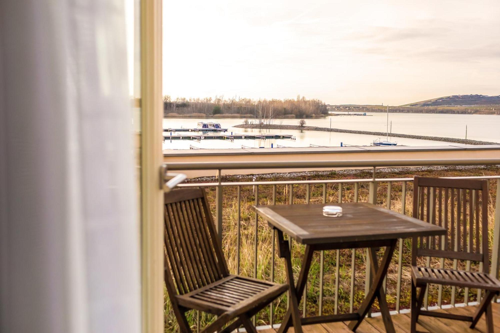 Lagovida Das Ferienresort Am Stoermthaler See Grossposna Εξωτερικό φωτογραφία
