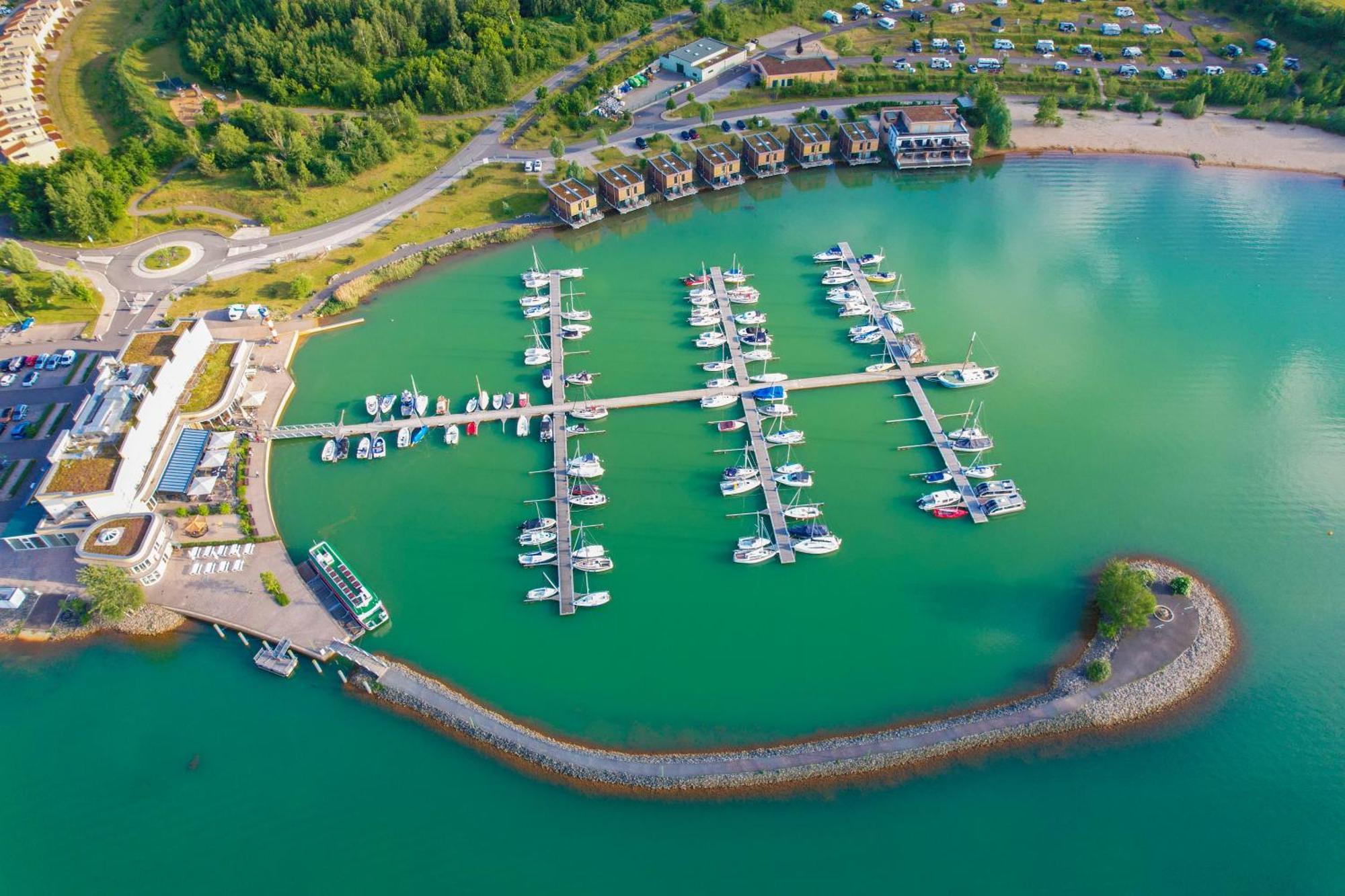 Lagovida Das Ferienresort Am Stoermthaler See Grossposna Εξωτερικό φωτογραφία